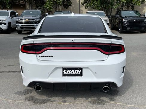 Used 2018 Dodge Charger R/T RWD image 6