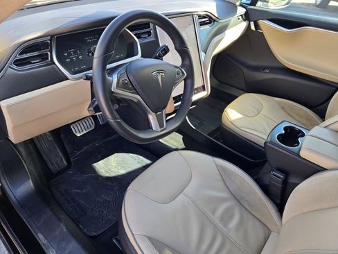 Used 2012 Tesla Model S Signature Performance image 10