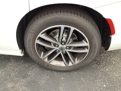 Used 2018 Dodge Charger GT AWD/4WD image 29