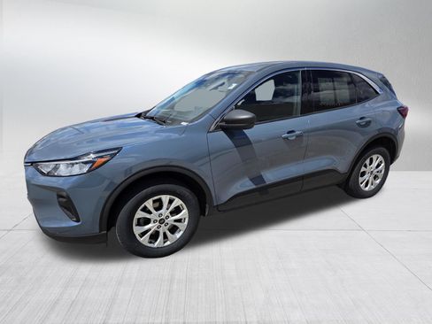 Certified 2023 Ford Escape Active w/ Tech Pack #1 AWD/4WD image 3