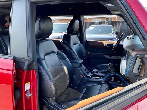 Used 2021 Ford Bronco Outer Banks image 8