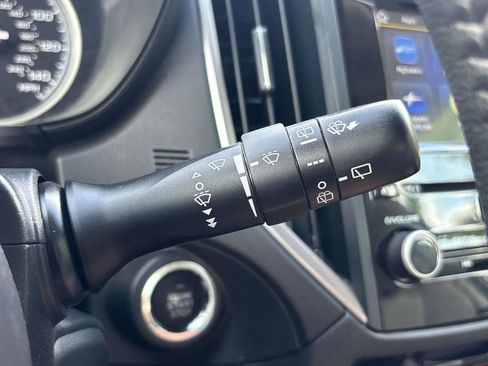 Used 2022 Subaru Forester Premium image 28