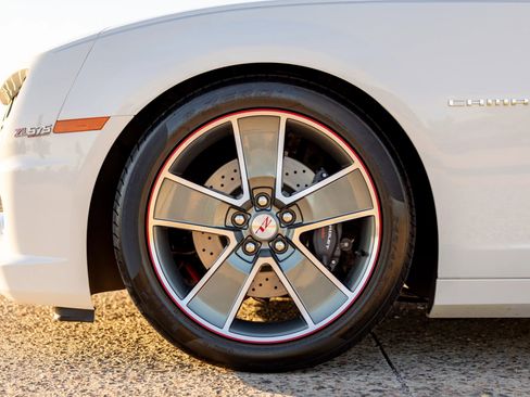 Used 2010 Chevrolet Camaro SS w/ RS Package image 32