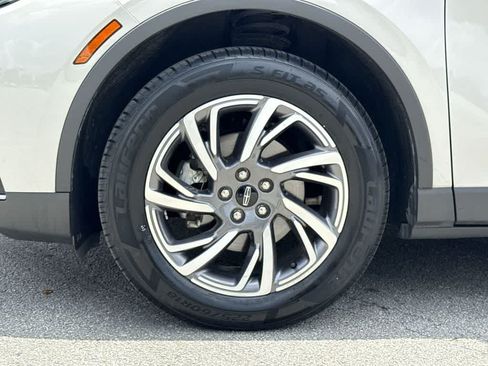 Used 2023 Lincoln Corsair FWD image 11