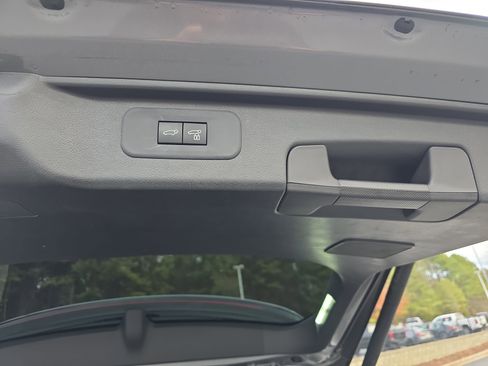 Certified 2025 Toyota Grand Highlander AWD image 15