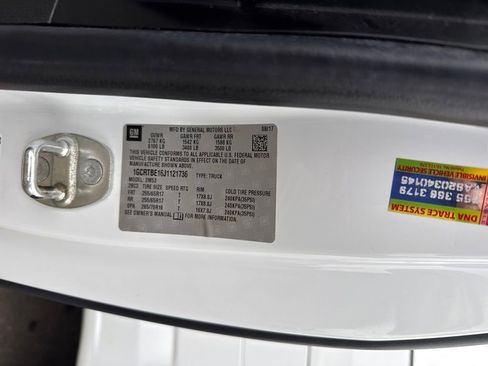 Used 2018 Chevrolet Colorado W/T w/ WT Convenience Package image 22