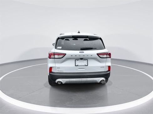 Used 2022 Ford Escape SE image 7