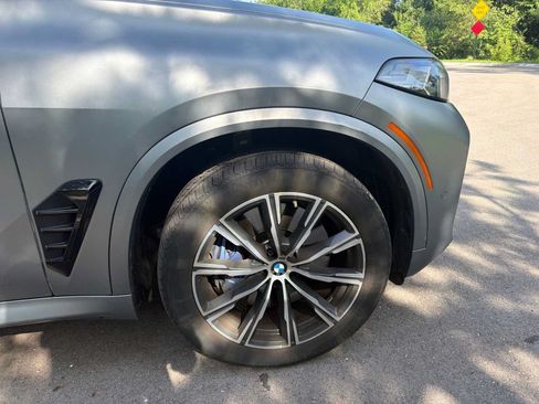 Used 2024 BMW X5 M60i w/ M Sport Professional Package AWD/4WD image 12