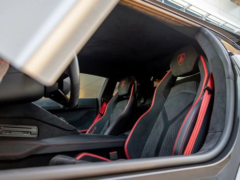 Used 2022 Lamborghini Aventador LP 780-4 Ultimae AWD/4WD image 13