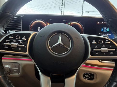 Used 2021 Mercedes-Benz GLE 350 w/ 3rd Row Seat Package image 13