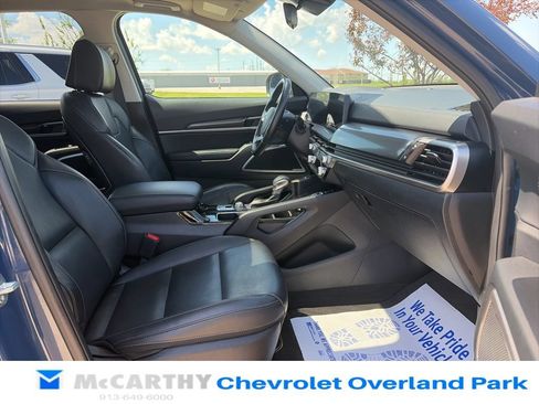 Used 2025 Kia Telluride S FWD image 25