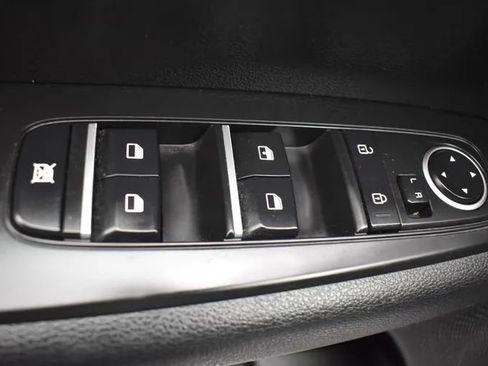 Used 2023 Kia Forte LXS FWD image 20