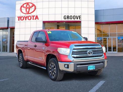 Used 2016 Toyota Tundra SR5 w/ TRD Off Road Package AWD/4WD image 8
