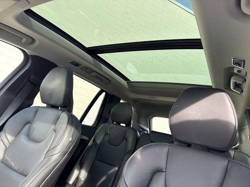 Used 2022 Volvo XC90 T6 Inscription w/ Climate Package image 32