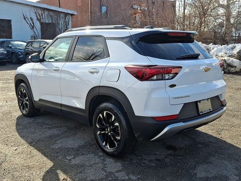 Used 2023 Chevrolet TrailBlazer LT w/ Convenience Package image 6