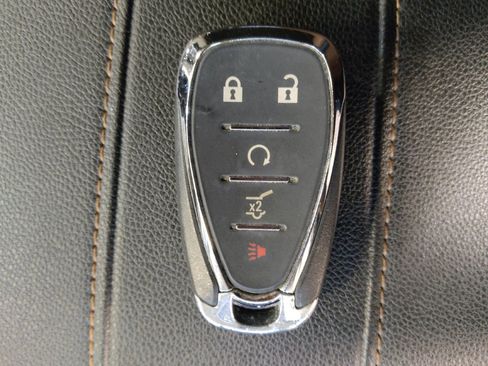 Used 2019 Chevrolet Traverse LT AWD/4WD image 32