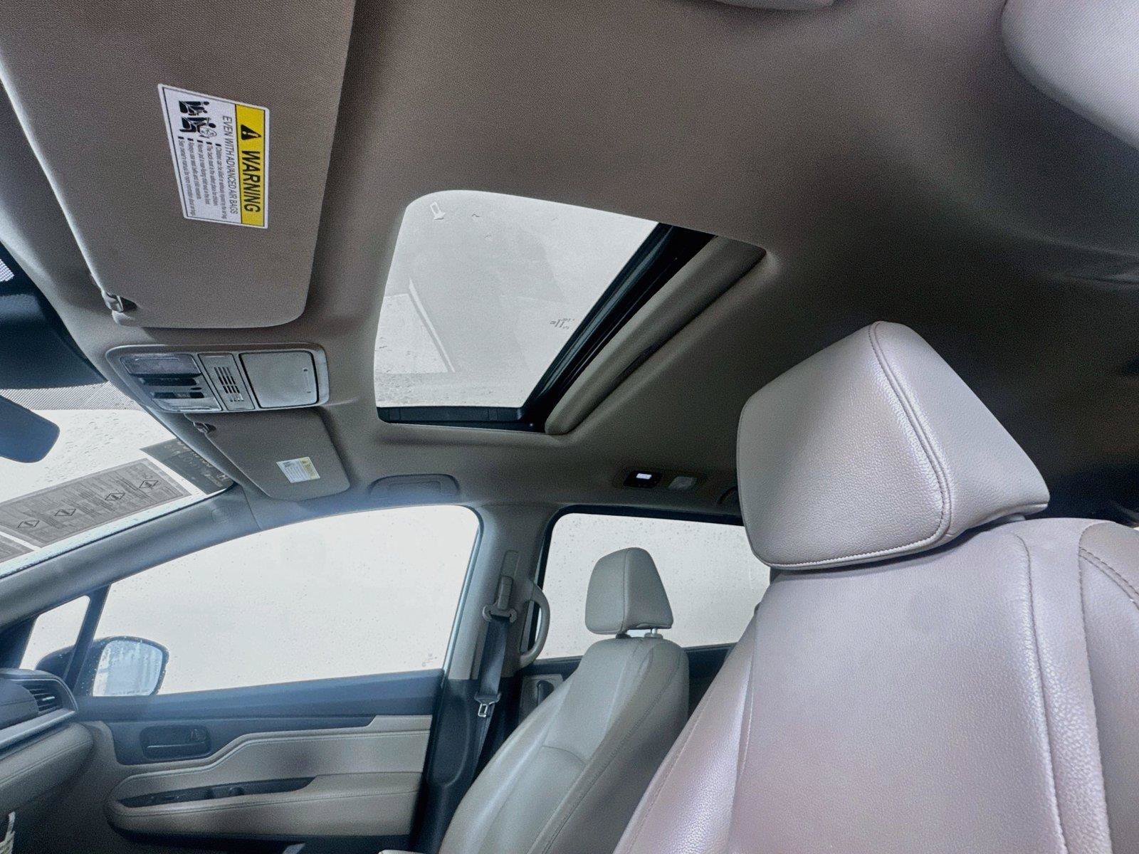 Used 2024 Honda Odyssey EX-L image 21