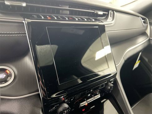 New 2025 Jeep Grand Cherokee L Altitude image 12