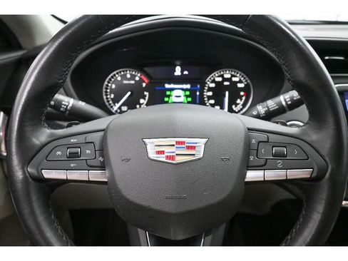 Certified 2023 Cadillac XT4 Premium Luxury image 33