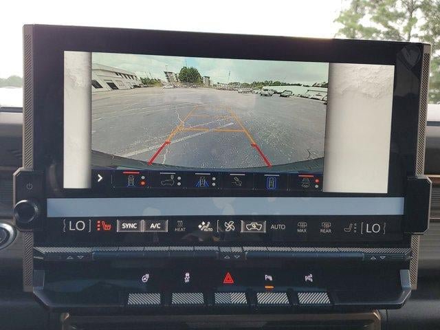 New 2025 GMC Hummer EV 2X AWD/4WD image 31