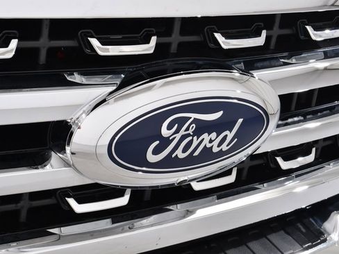 New 2026 Ford F250 XLT w/ XLT Premium Package AWD/4WD image 20