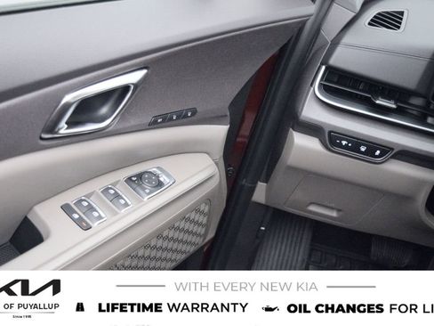 New 2026 Kia Carnival EX FWD image 27