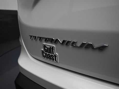 Certified 2024 Ford Edge Titanium AWD/4WD image 5