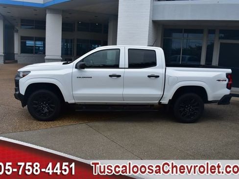 Used 2026 Chevrolet Colorado W/T w/ WT Custom Package AWD/4WD image 6