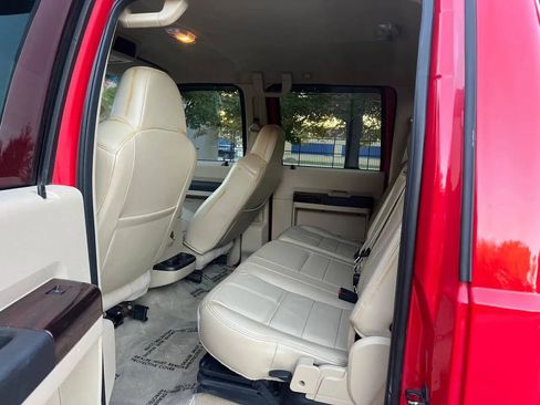 Used 2010 Ford F350 Lariat image 18