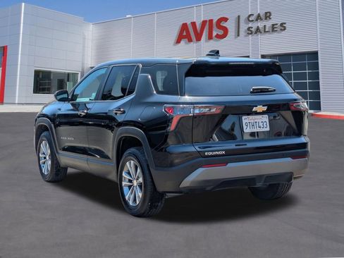 Used 2025 Chevrolet Equinox LT FWD image 9