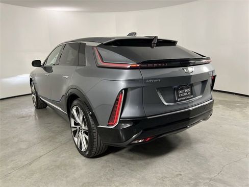 Used 2023 Cadillac Lyriq 2WD image 33