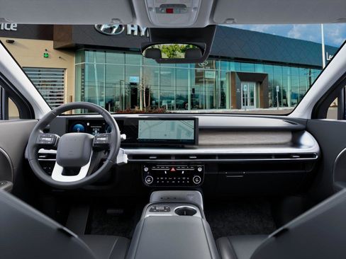 New 2026 Hyundai Ioniq 9 SEL AWD/4WD image 11