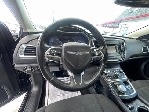 Used 2016 Chrysler 200 Limited w/ Anniversary Edition FWD image 9
