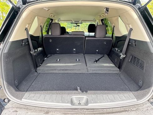 Certified 2025 Nissan Pathfinder S image 28