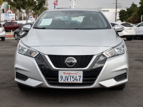 Used 2021 Nissan Versa SV image 13