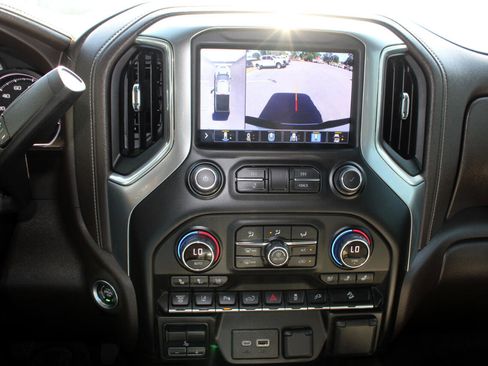 Used 2022 Chevrolet Silverado 3500 LTZ w/ LTZ Plus Package image 23