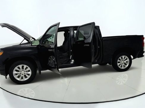 Used 2024 Chevrolet Silverado 1500 Custom RWD image 11