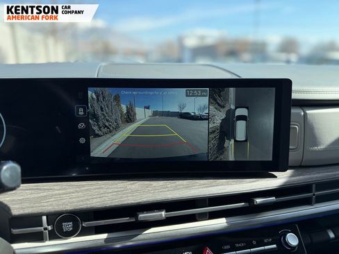 Used 2025 Hyundai Santa Fe Calligraphy image 32