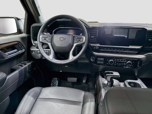 Used 2026 Chevrolet Silverado 1500 LT Trail Boss w/ LT Trail Boss Premium Package AWD/4WD image 27