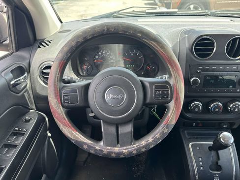 Used 2012 Jeep Compass Sport AWD/4WD image 14