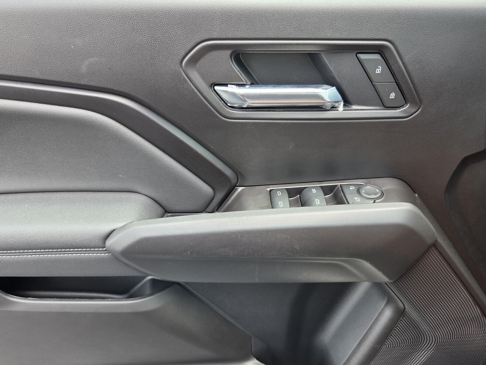 New 2026 Chevrolet Colorado LT w/ LT Convenience Package RWD image 11
