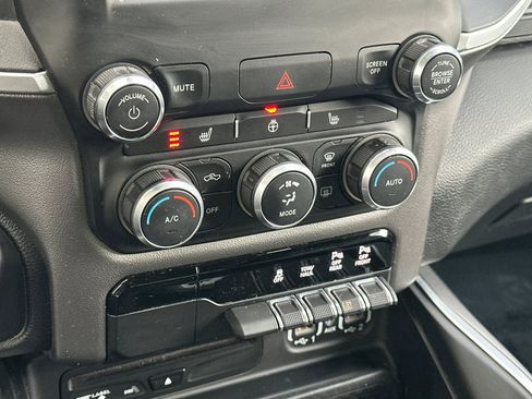 Used 2019 RAM 1500 Big Horn image 18