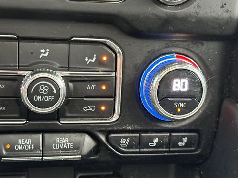 Used 2023 GMC Yukon XL AT4 w/ AT4 Premium Package image 28