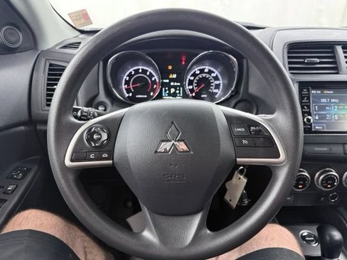 Used 2024 Mitsubishi Outlander Sport AWD image 22