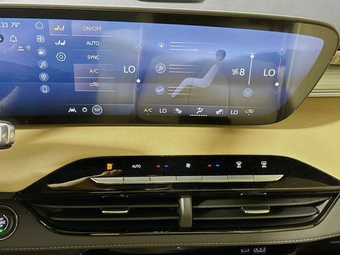 New 2026 Buick Enclave Preferred AWD/4WD image 10