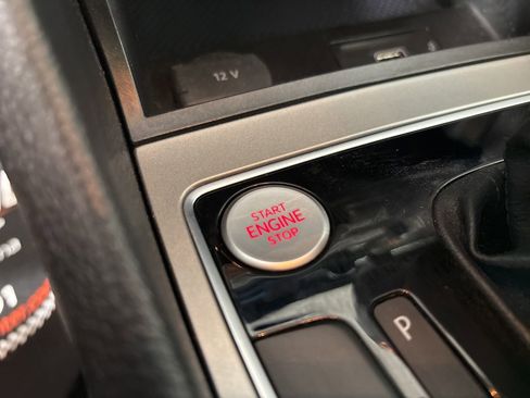 Used 2020 Volkswagen Passat 2.0T R-Line image 14