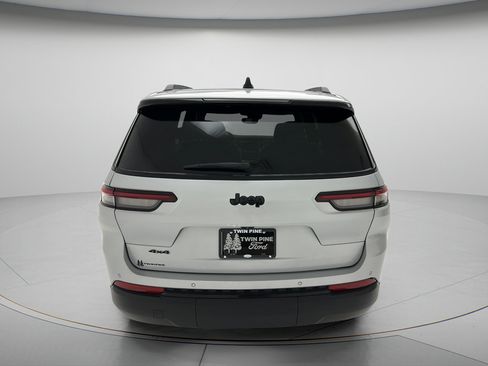 Used 2023 Jeep Grand Cherokee L Laredo AWD/4WD image 5