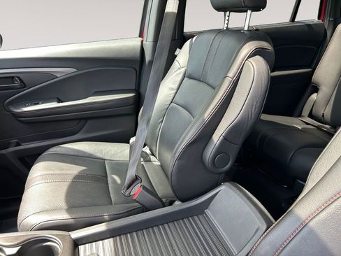 Certified 2023 Honda Passport TrailSport image 15