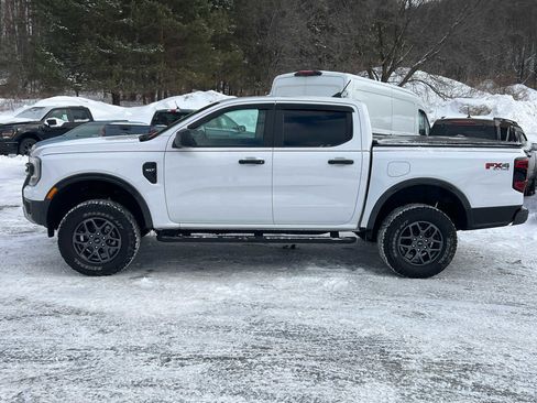 Used 2024 Ford Ranger XLT w/ FX4 Off-Road Package image 5