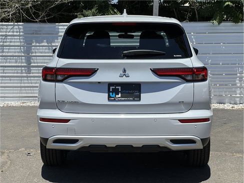Used 2024 Mitsubishi Outlander Ralliart AWD/4WD image 11